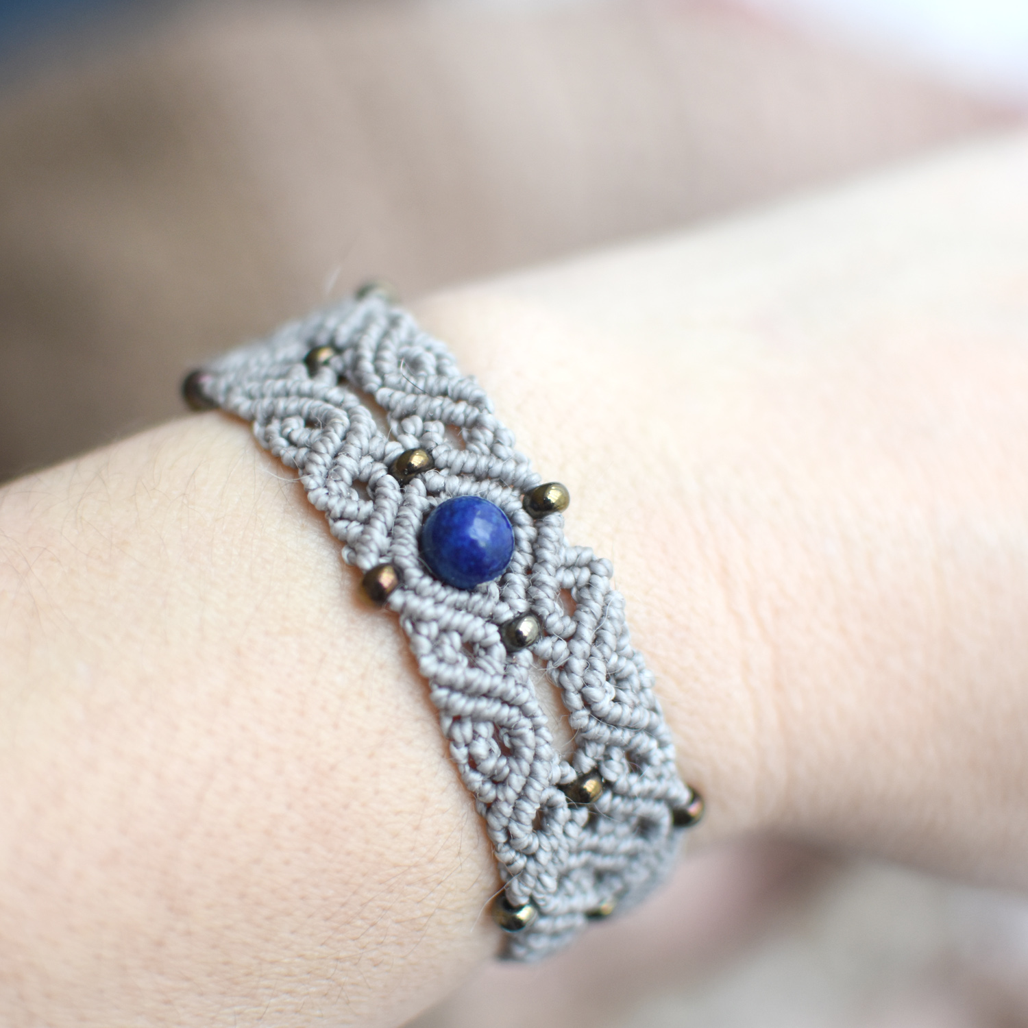 Šedá sada šperků s lapis lazuli